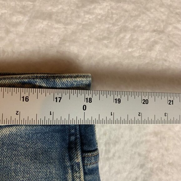 J. Crew Women's Vintage Slim Straight Raw Hem Jeans Medium Wash Size 32P 9551 - Picture 4 of 16